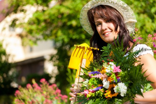 Record-keeping and complaint resolution in tree surgery services